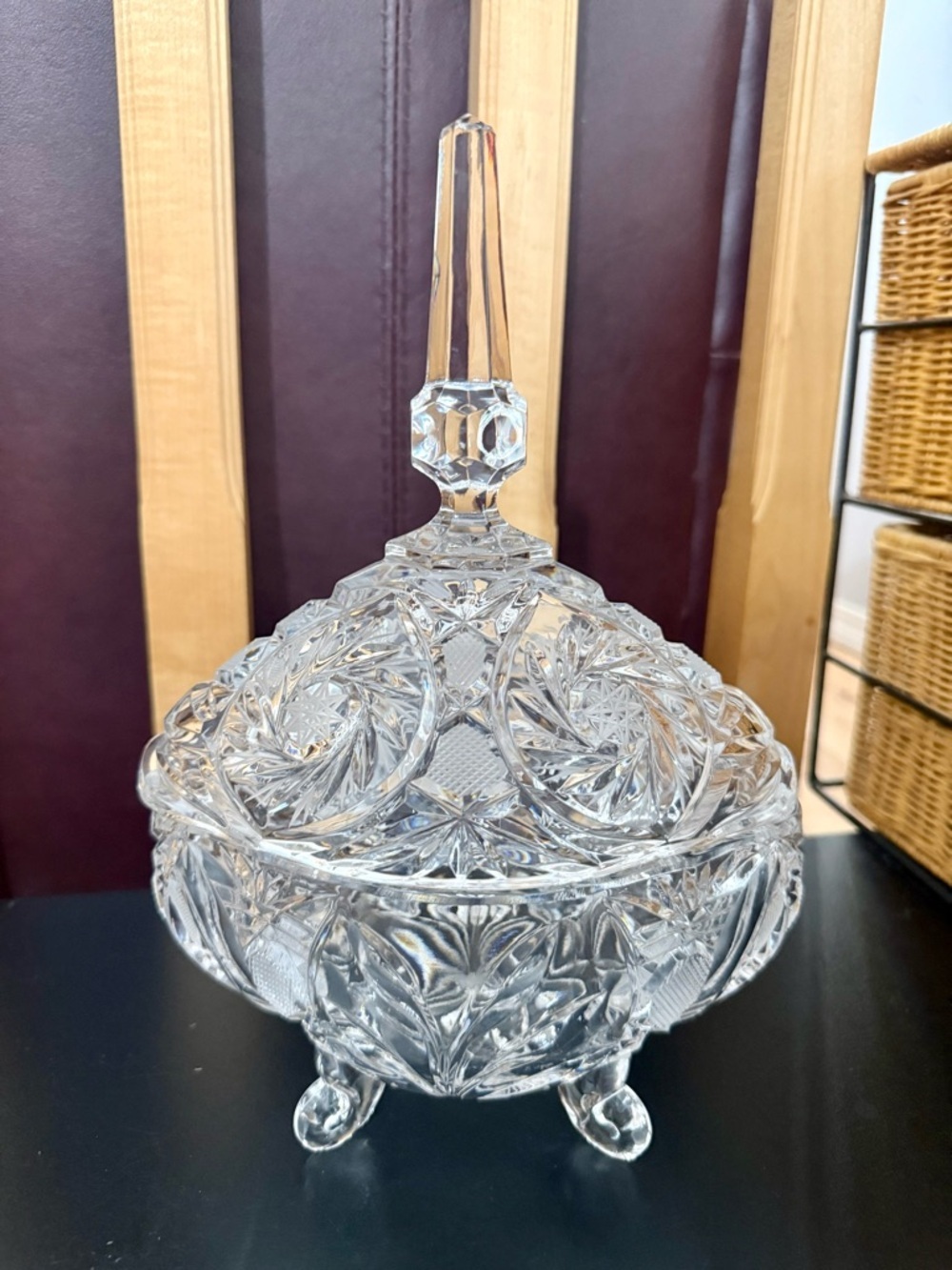 Vtg Large Cut Crystal Bonbonniere with Tall Finial - Vintage Pinwheel Starburst - Picture 1 of 12